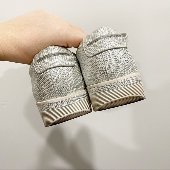 Gentle Souls Haddie Platform Lace-Up Sneakers Silver Metallic Size 8 Leather - Picture 5 of 10